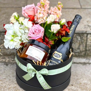 Flower Candle Box with Prosecco