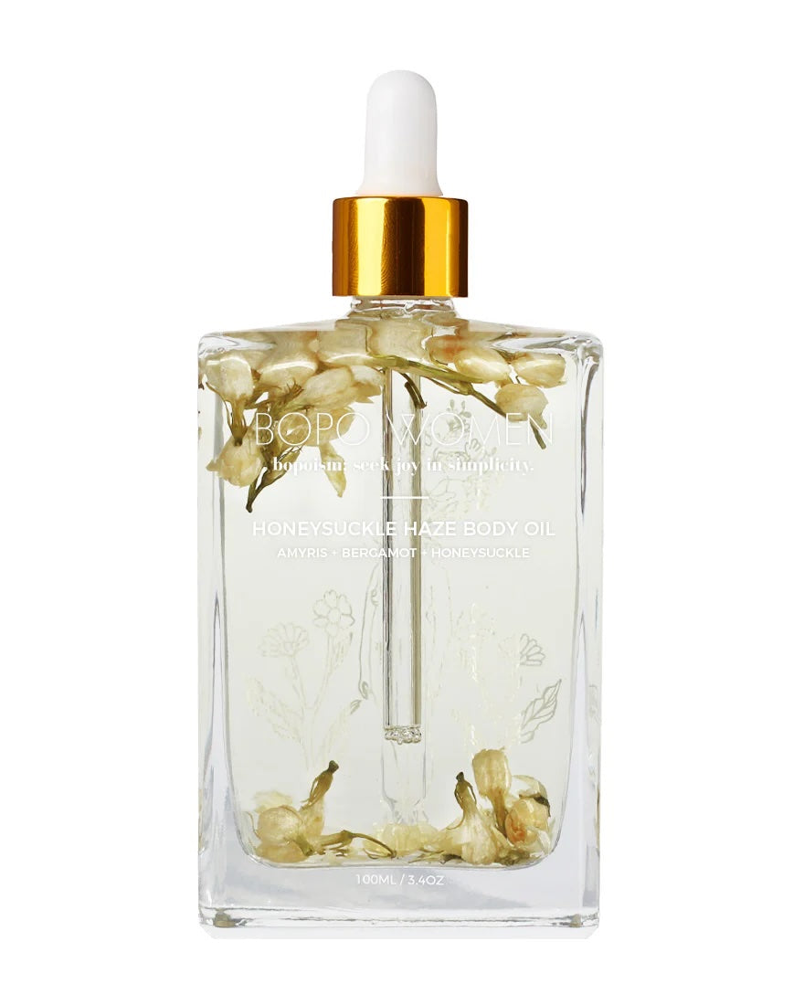 Luxurious body oil with a fresh citrus blend of lemon and bergamot and amyris essential oils.