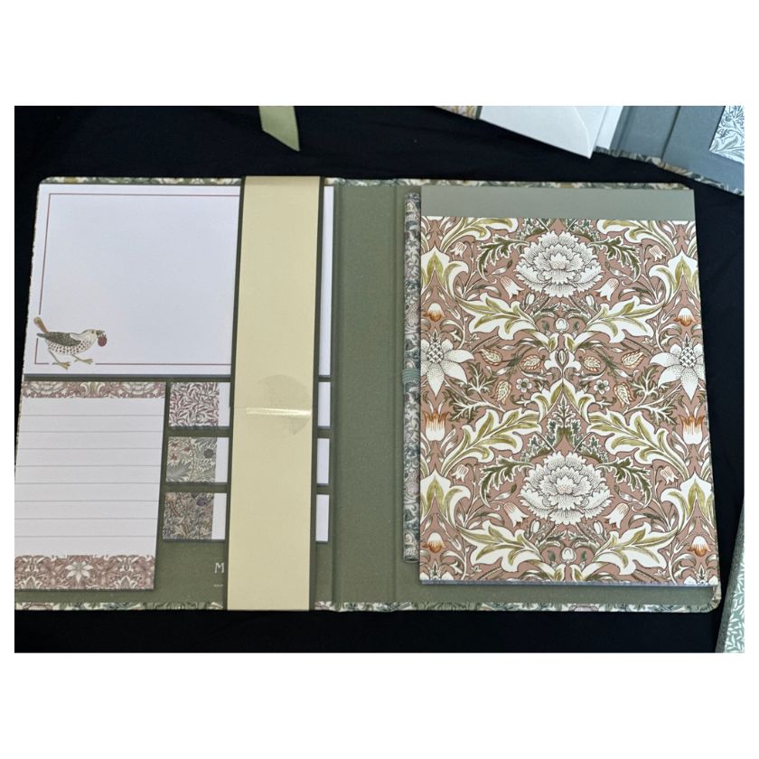 Stunning stationery set wth an original William Morris floral design comes with A5 notepad with 96 sheets, a graphite pencil, sticky note pad, page tabs in a hard cover compendium.