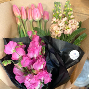Bunches of fresh blooms for you to arrange yourself at home. Select your choice of colour palette, classic whites, soft and pretty, bright and colourful. 